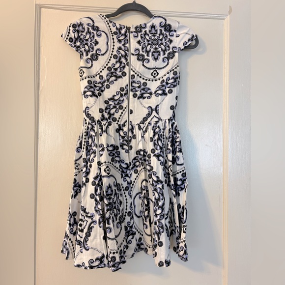 Blue Patterned Dress, size US 2 - Picture 2 of 3